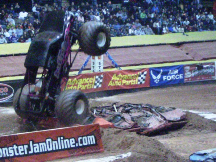 2008 MonsterTruckShow-034.jpg
